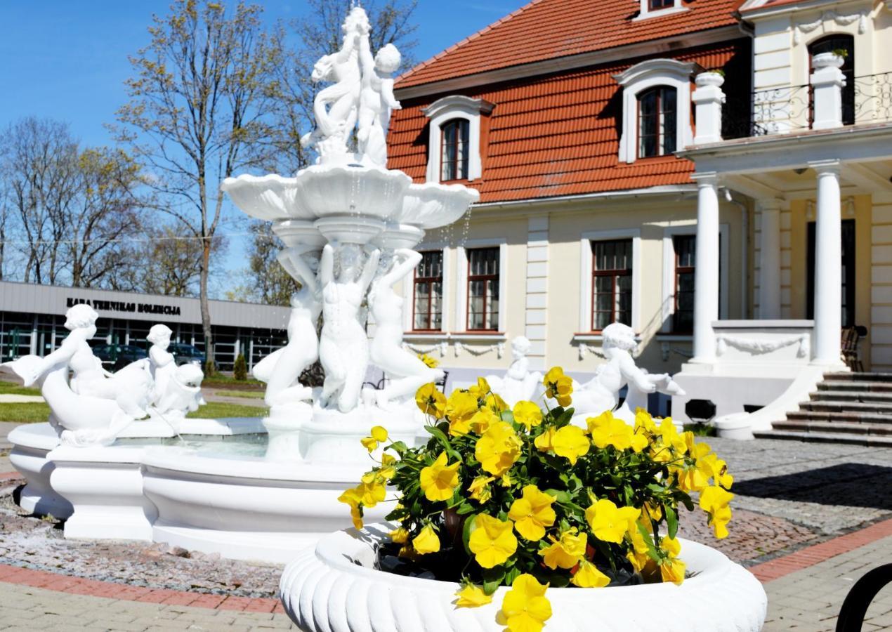 Отель Sventes Muiza Экстерьер фото