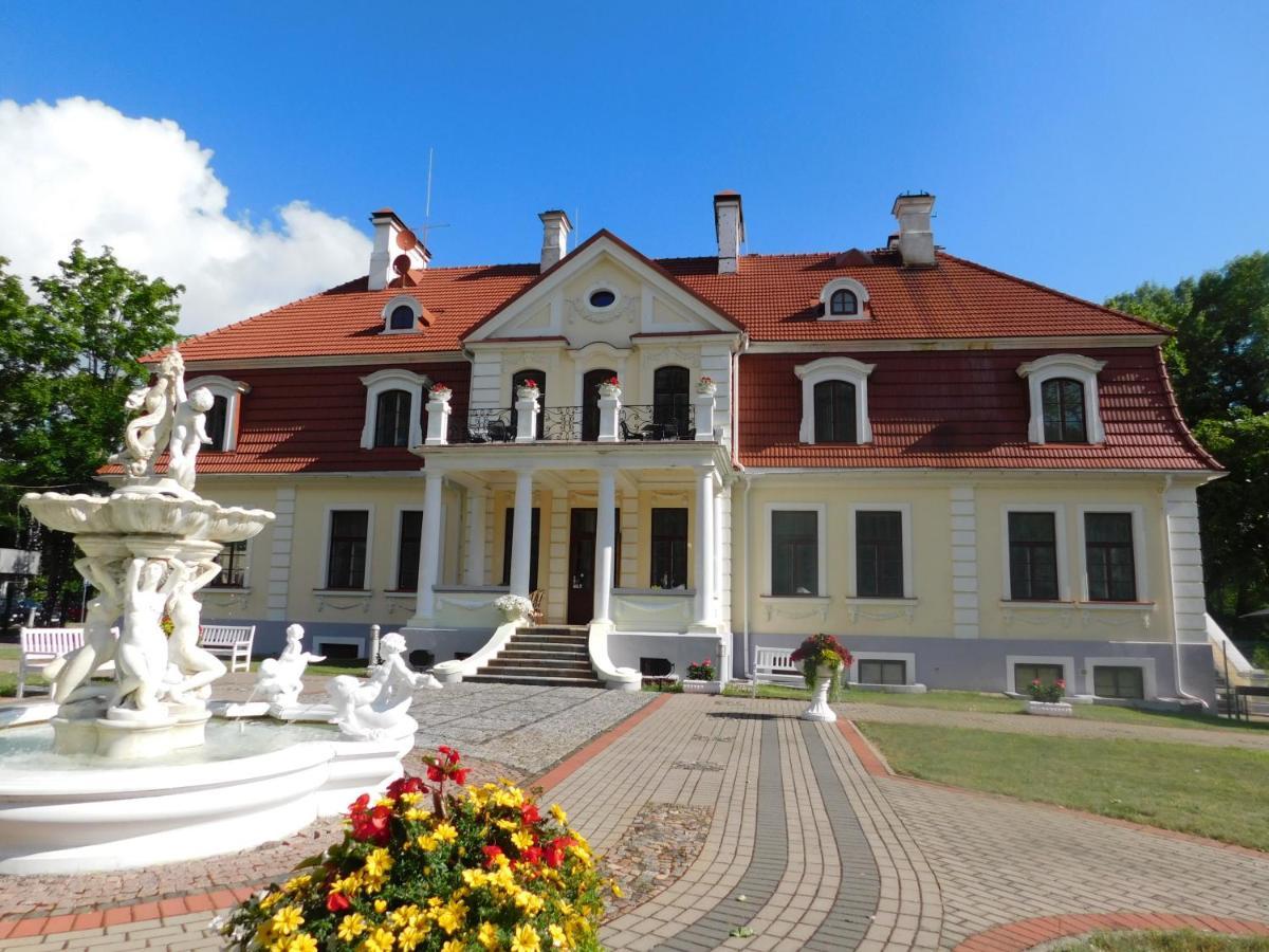 Отель Sventes Muiza Экстерьер фото