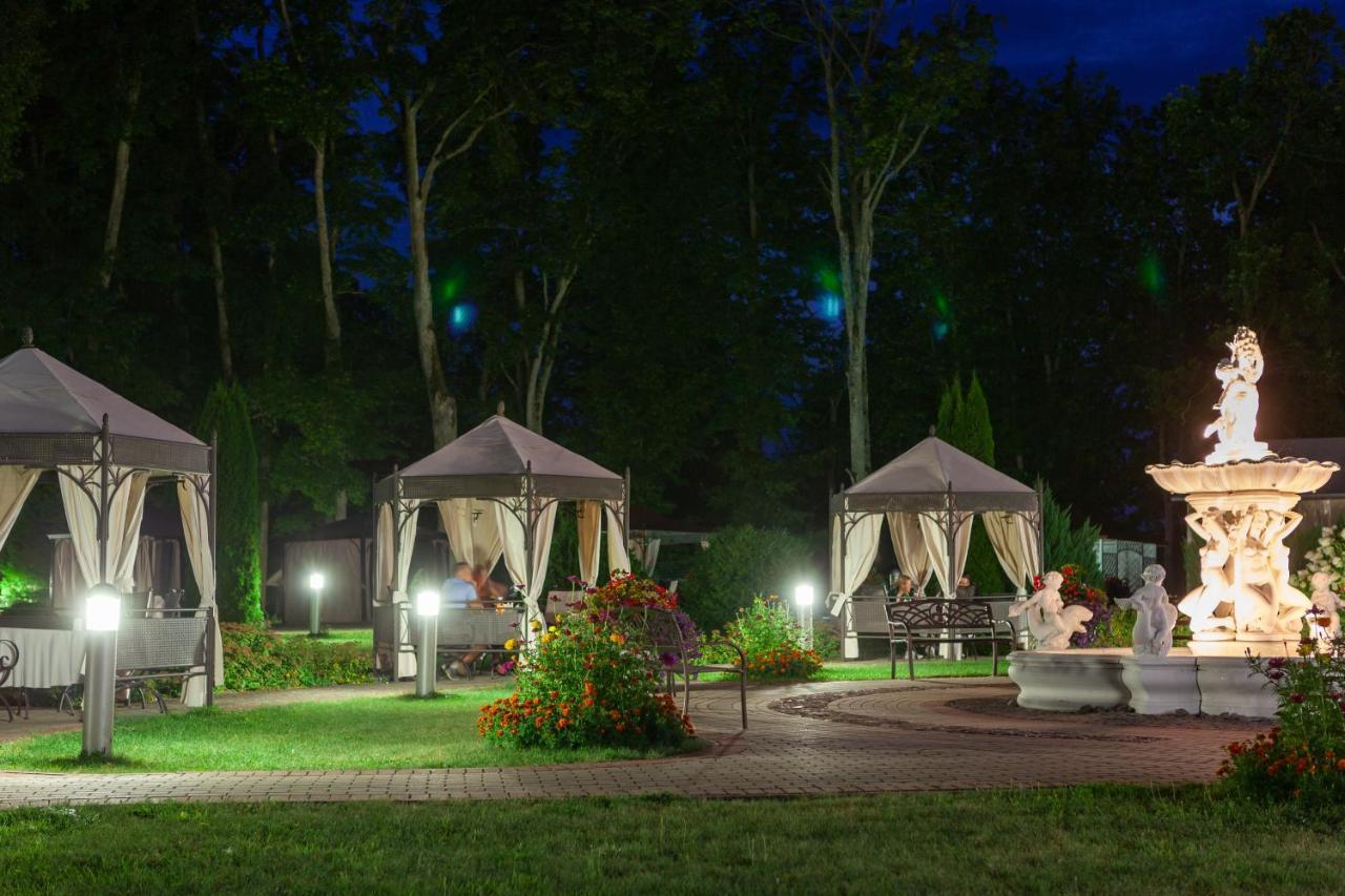 Отель Sventes Muiza Экстерьер фото