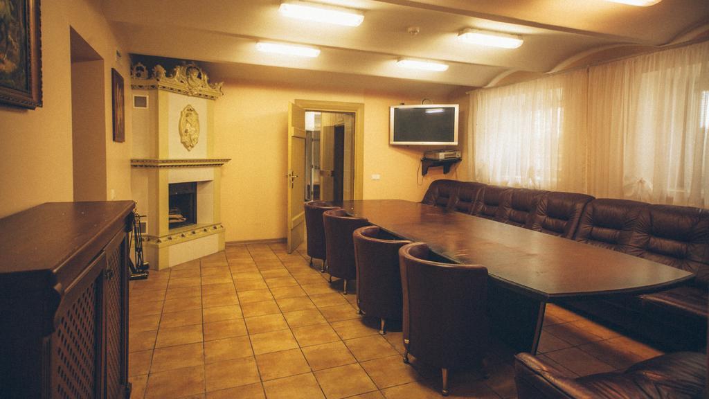 Отель Sventes Muiza Экстерьер фото