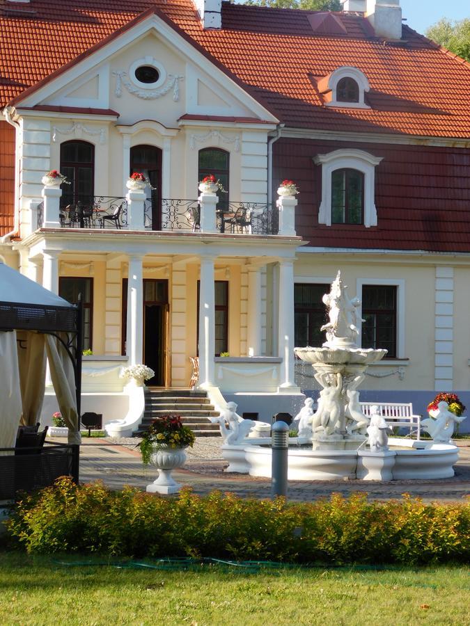 Отель Sventes Muiza Экстерьер фото