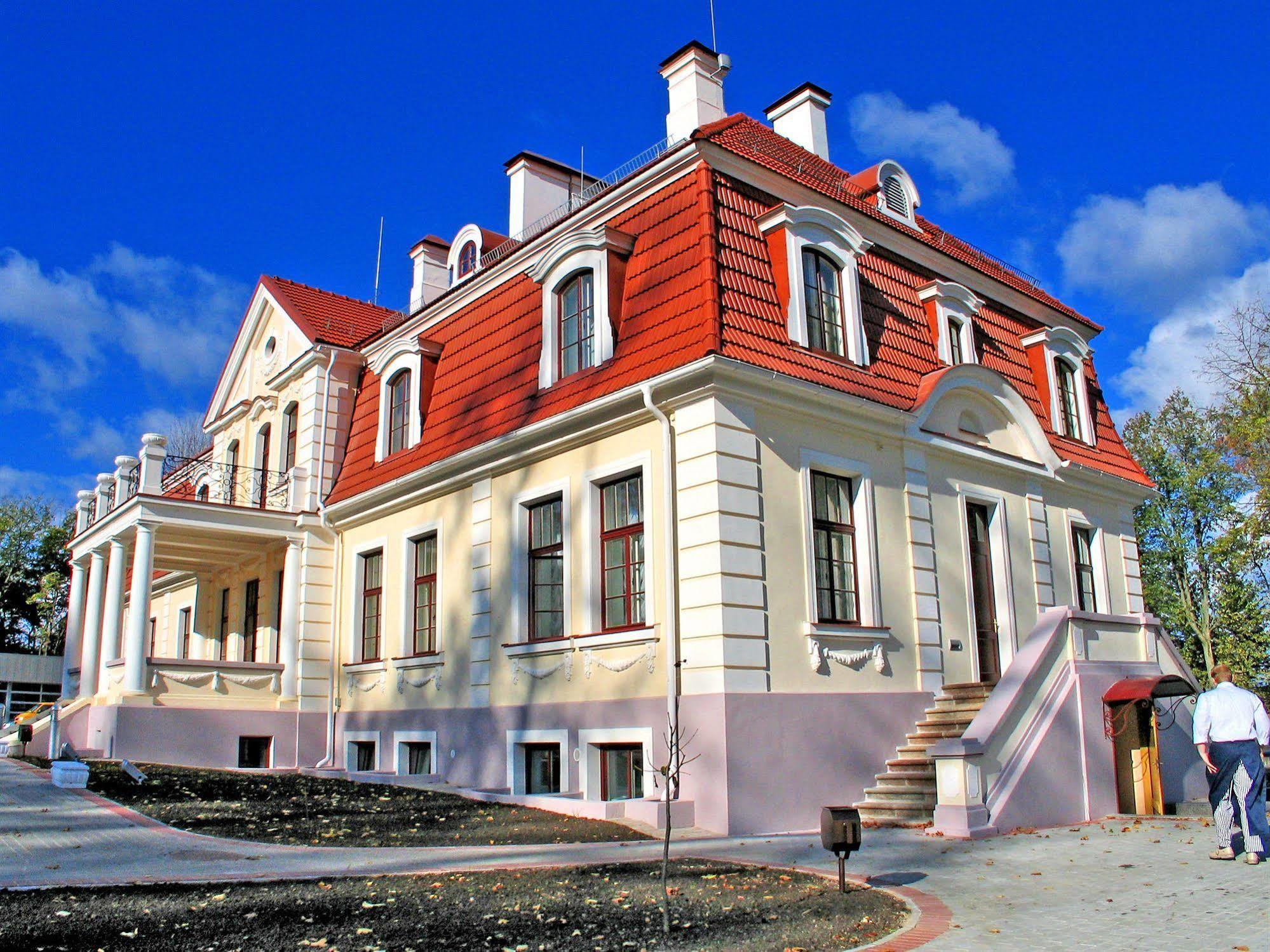 Отель Sventes Muiza Экстерьер фото