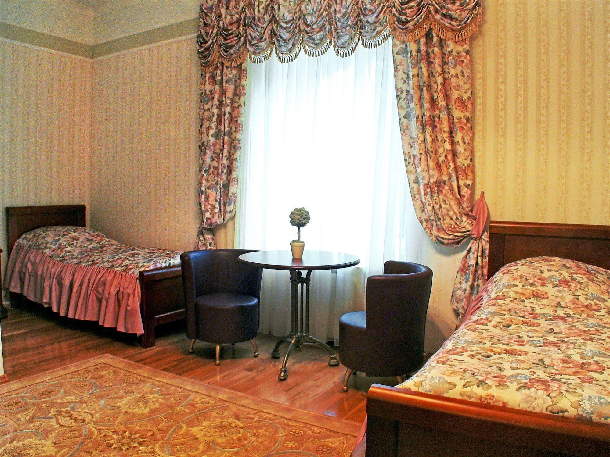 Отель Sventes Muiza Экстерьер фото
