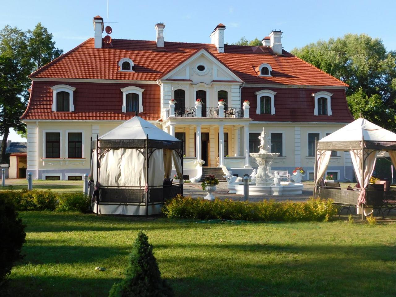 Отель Sventes Muiza Экстерьер фото